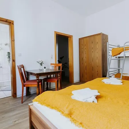 Gemuetliche Im Historischen Gaestehaus * 보파르트