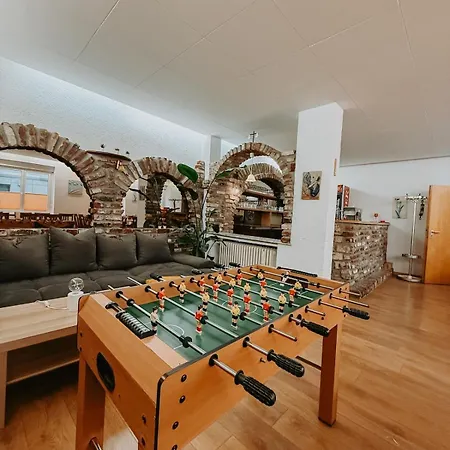 Gemuetliche Im Historischen Gaestehaus בופארד